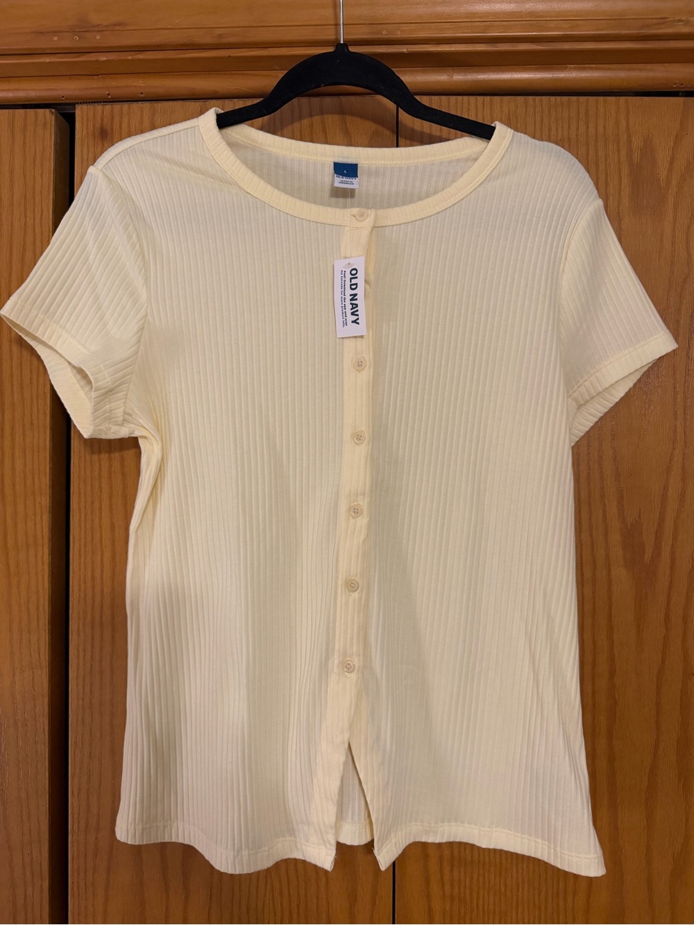 Old Navy Pale Yellow Ribbed Button-Front Short Sleeve Top